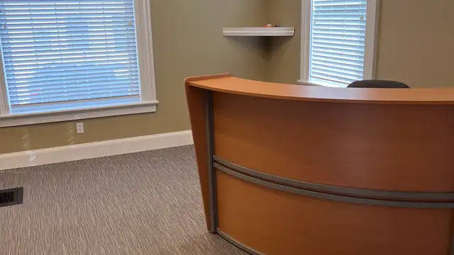 Office / Service Building For Lease in Jackson thumbnail 4