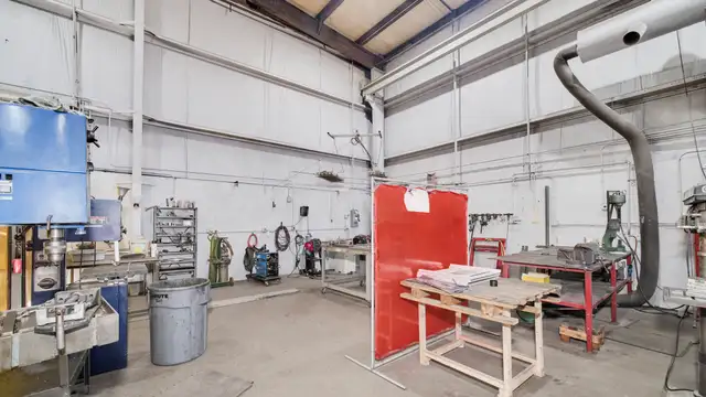 View image 30