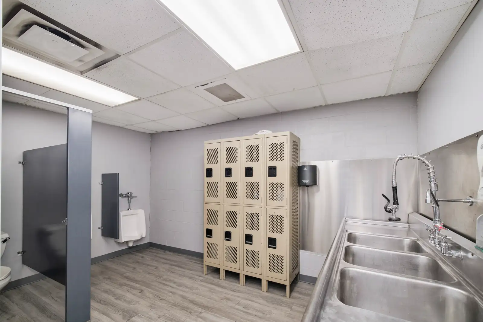 5765 US-10 image 24