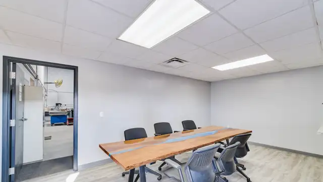 View image 18