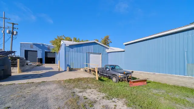 View image 40