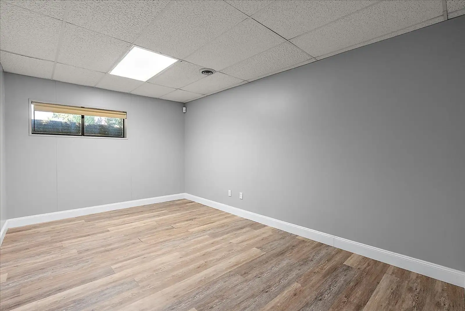 Two Office Suites image 5