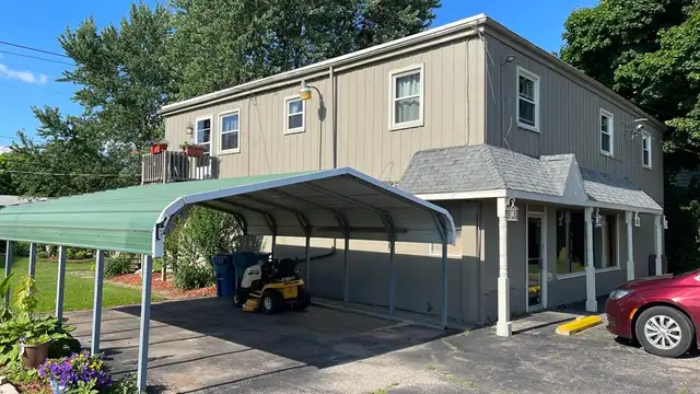 11424 Corunna Rd thumbnail 3