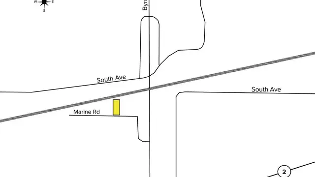 3554 Marine Rd thumbnail 2