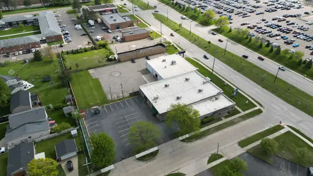 38200 Van Dyke Ave thumbnail 4