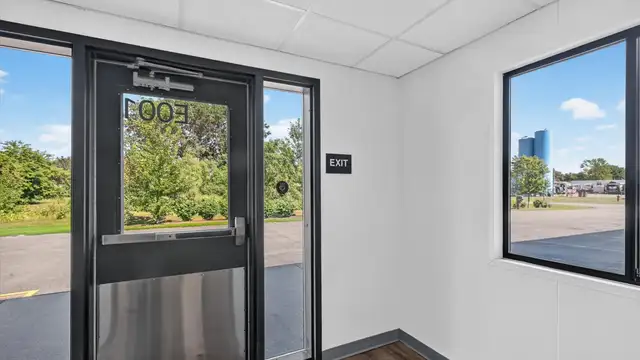 2266 Northway Dr Unit B thumbnail 4