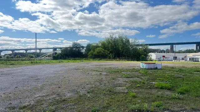View image 32