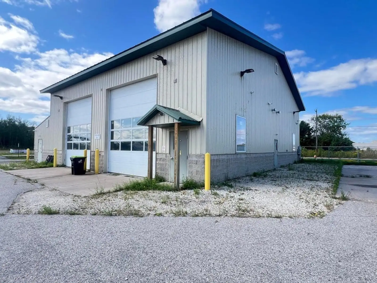 629 W Spruce St. Industrial Complex image 5