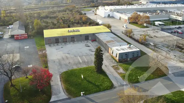 5119 Enterprise Blvd thumbnail 1