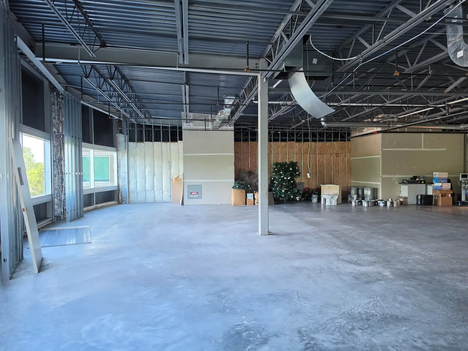 Crowne Point image 17