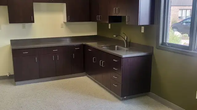7335 Westshire Dr thumbnail 3