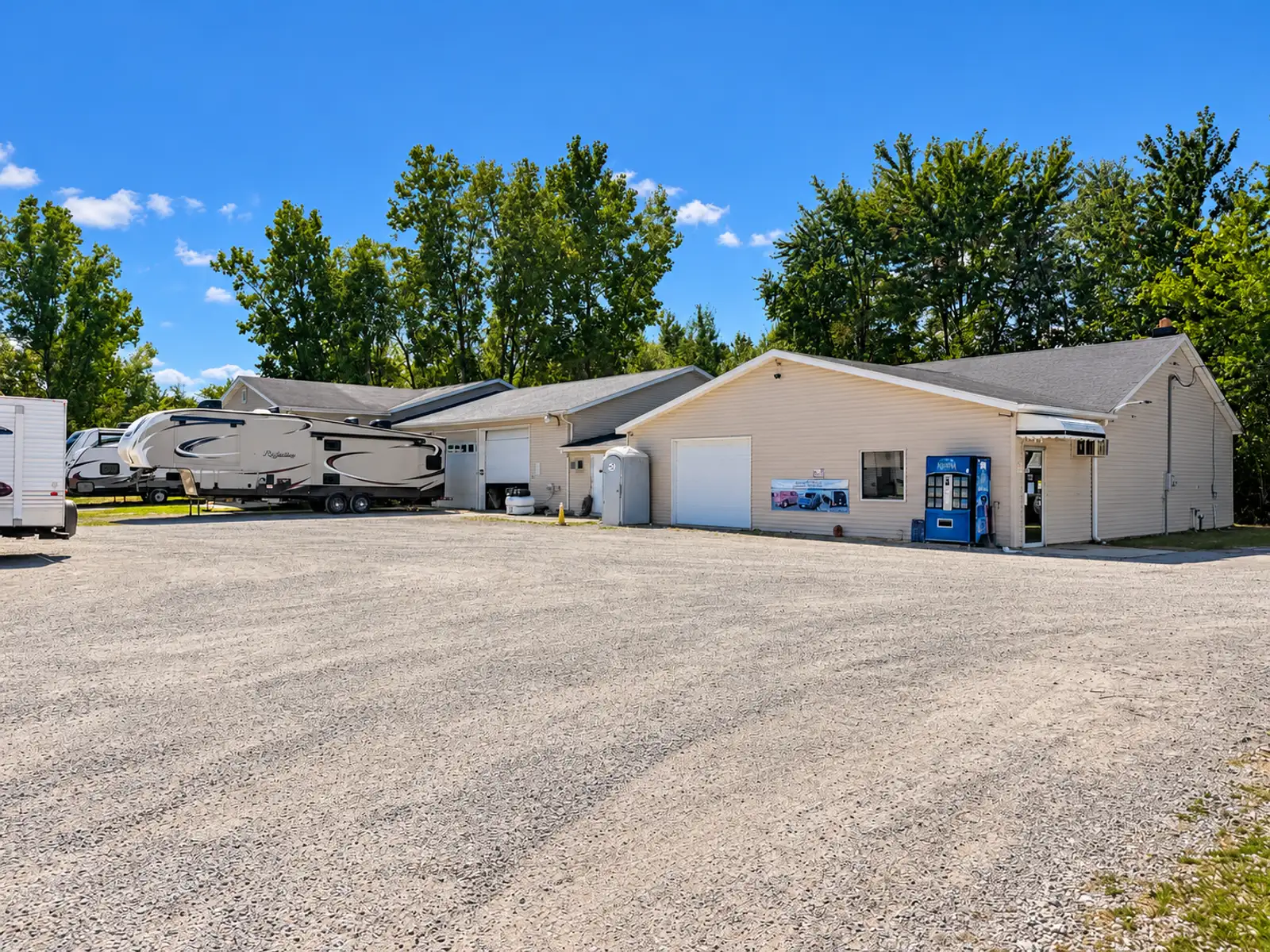 4631 Lapeer Rd 4619 Lapeer Rd image 2