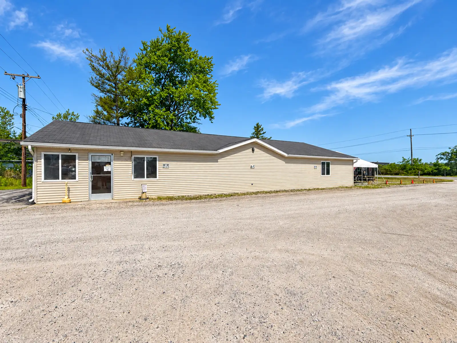 4631 Lapeer Rd 4619 Lapeer Rd image 4