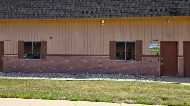 10084 Colonial Industrial Dr thumbnail 3
