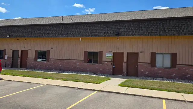 10084 Colonial Industrial Dr thumbnail 2