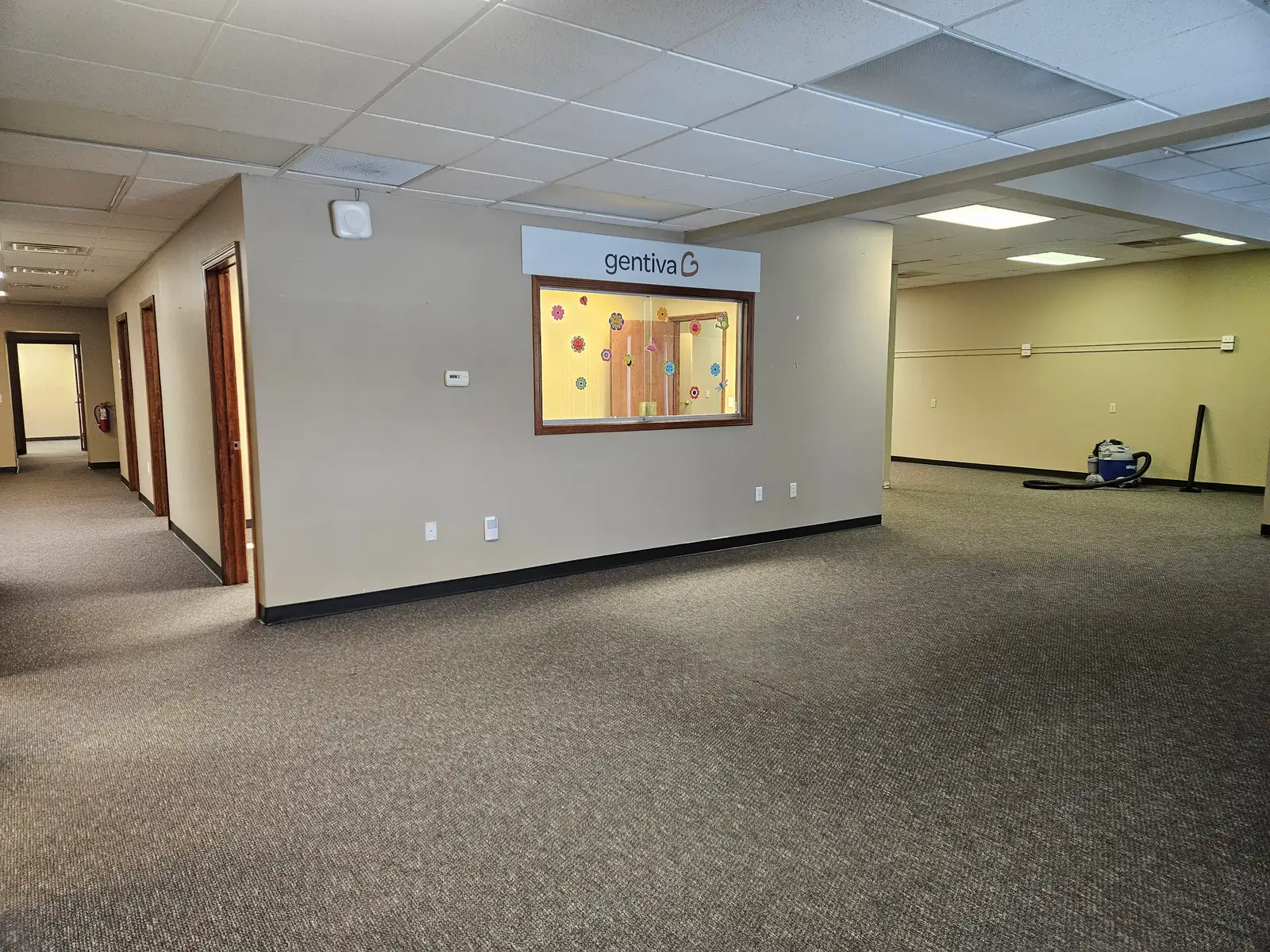Retail/Office Space For Sale image 3