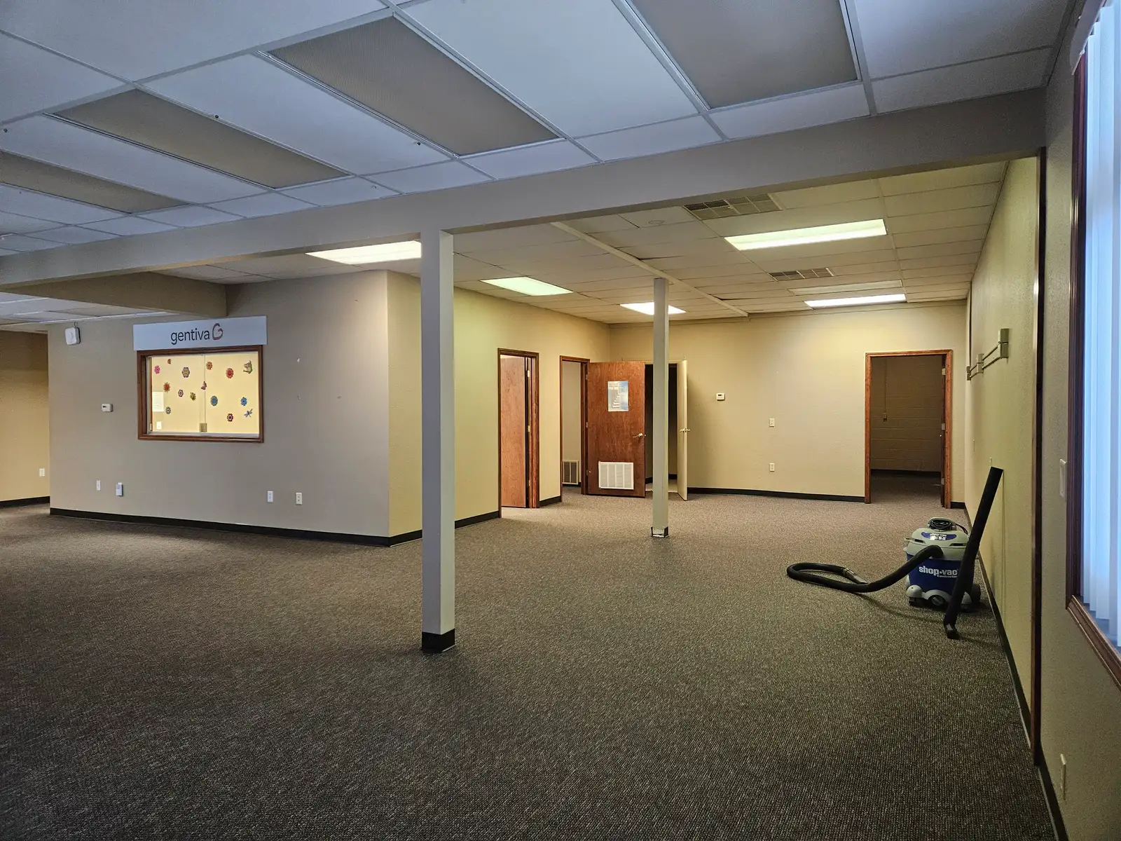 Retail/Office Space For Sale image 4