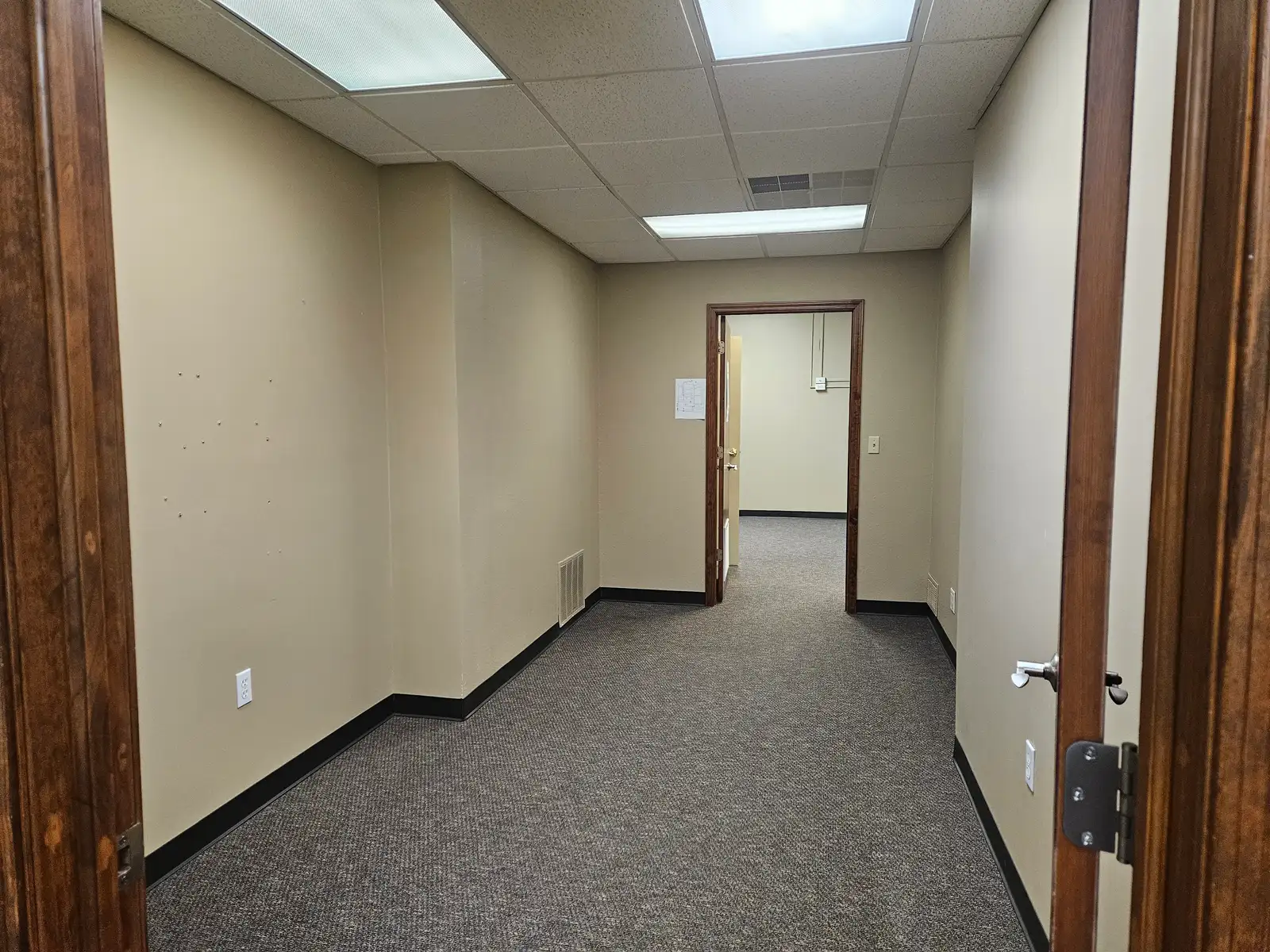 Retail/Office Space For Sale image 6