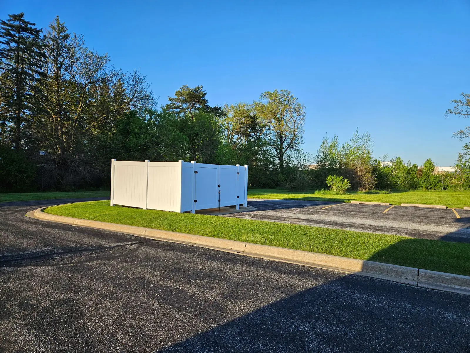 Retail/Office Space For Sale image 16