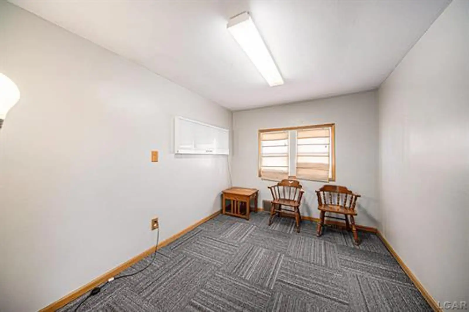 113 W Main St image 12