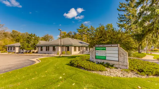 612 W Lake Lansing Rd listing image