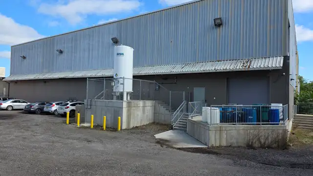 View image 17