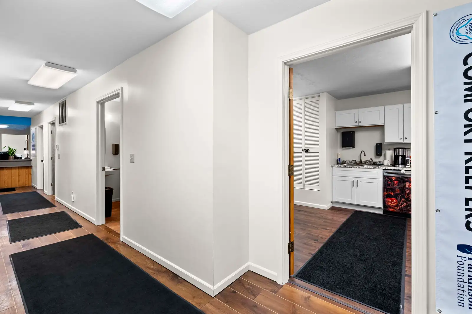 1753 Barlow St image 5