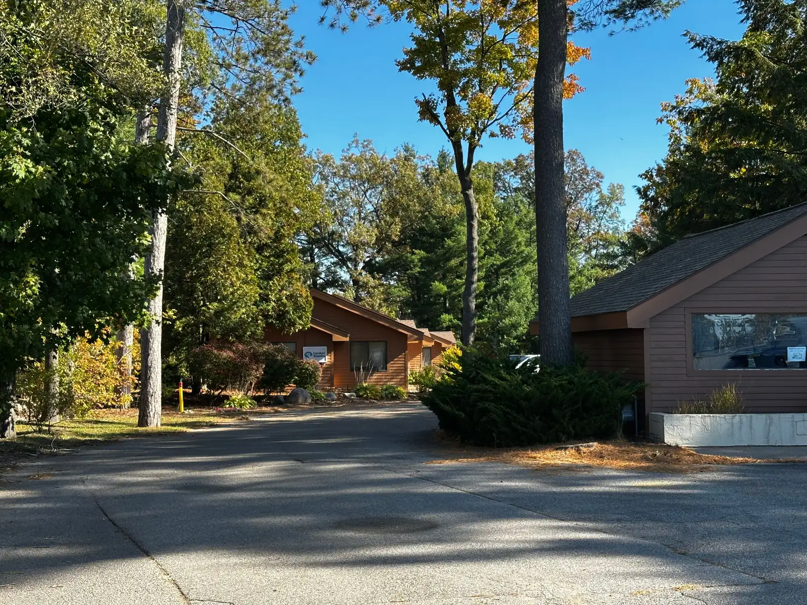 1753 Barlow St image 65