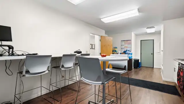 View image 28