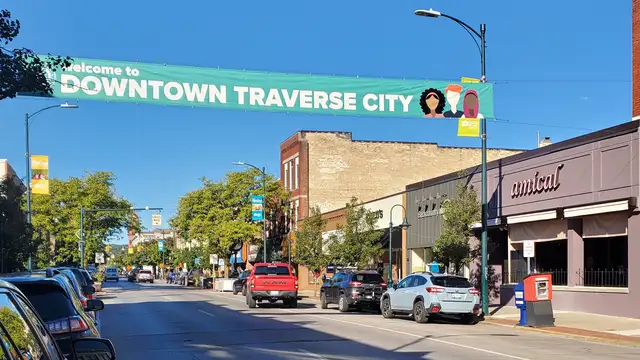 522 E Front St thumbnail 2