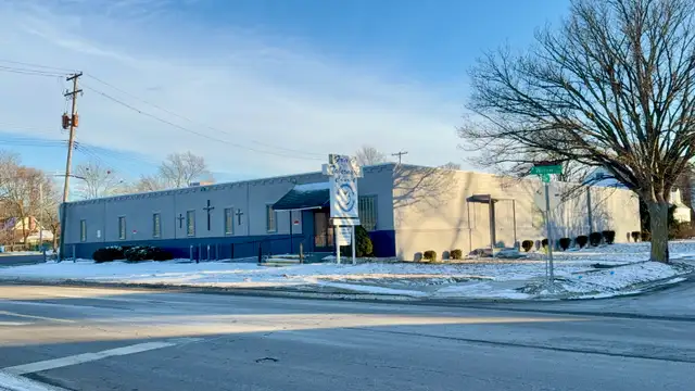 1819 W Willow St thumbnail 3