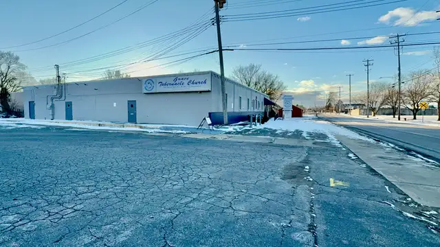 1819 W Willow St thumbnail 4