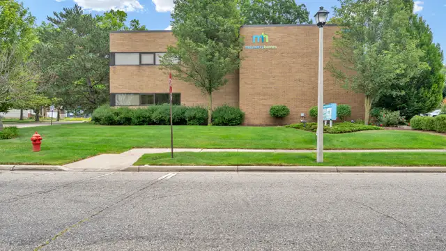 1650 Kendale Blvd thumbnail 3