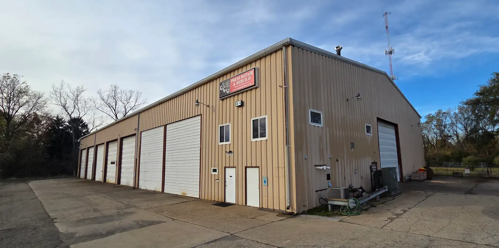 3414 N Aurelius Rd