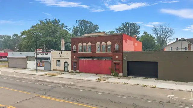 View image 18
