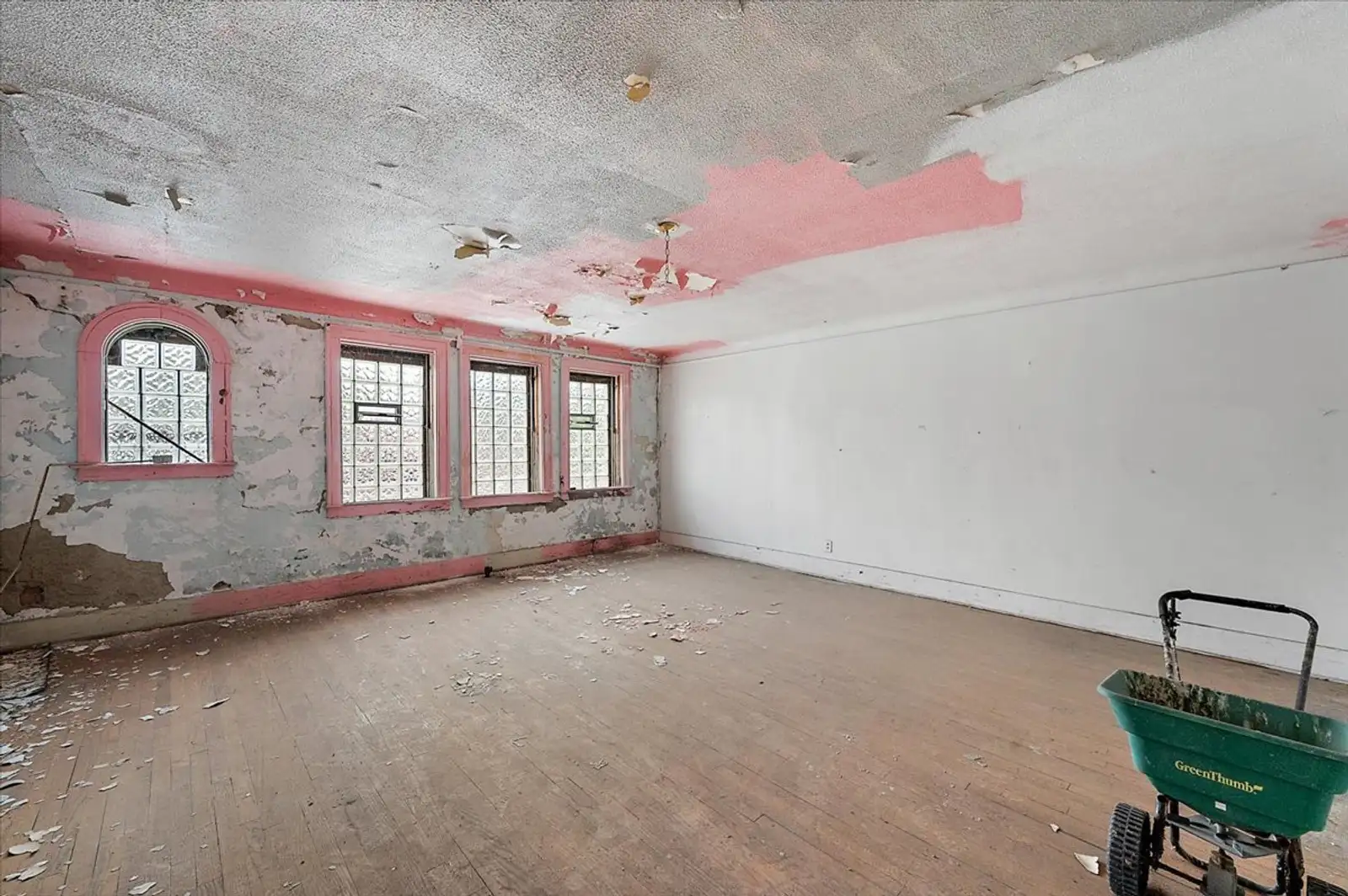 16014 E. Warren Avenue image 9