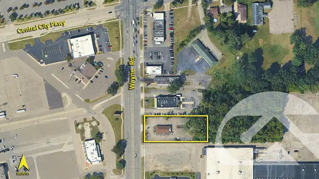 7520 N. Wayne Rd thumbnail 2