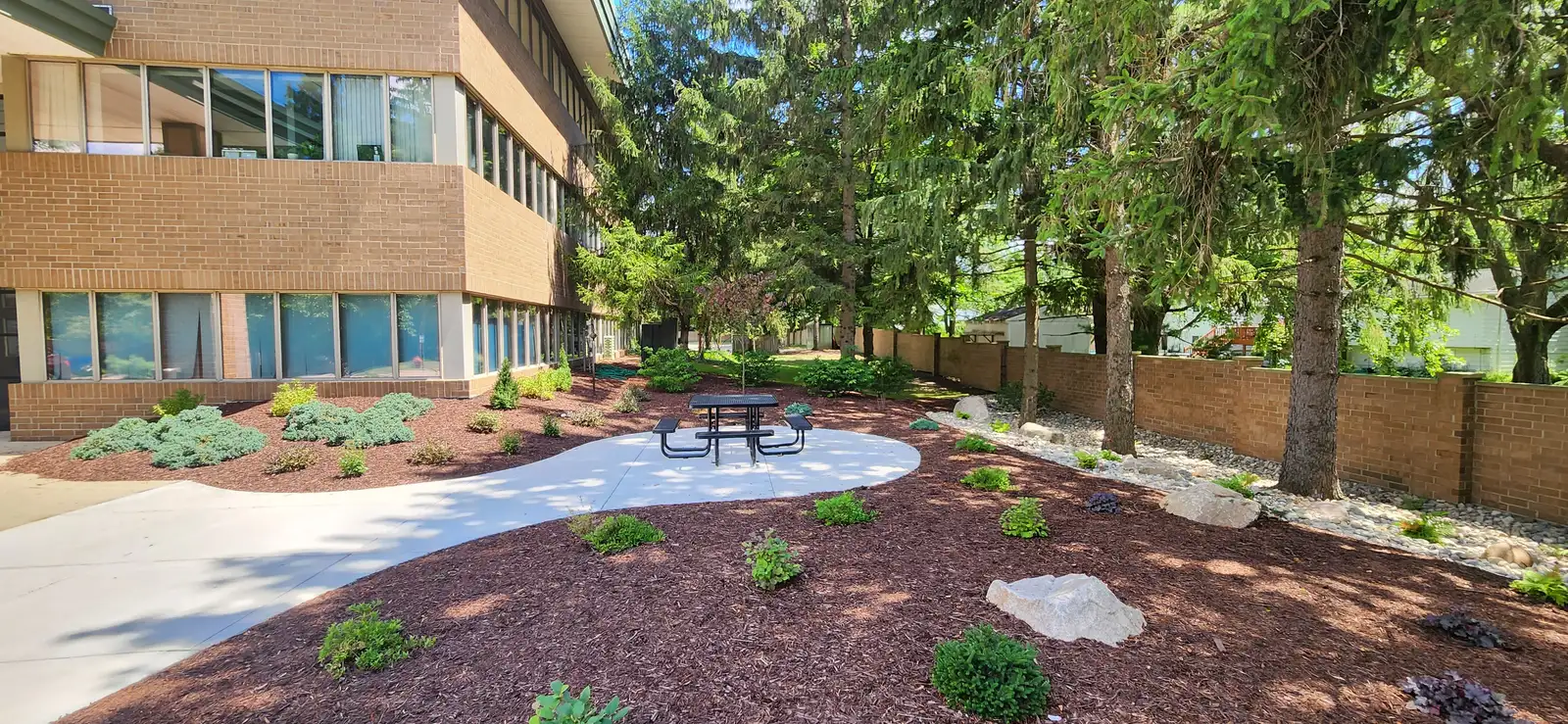 4572 Hagadorn image 15