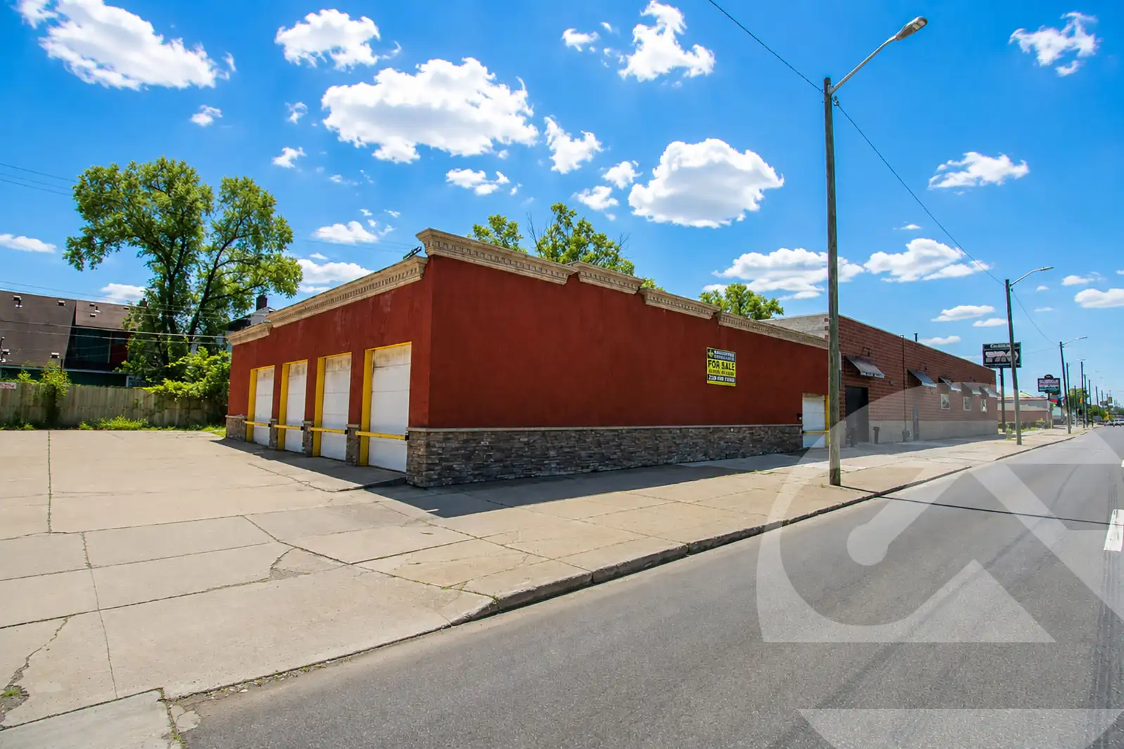 2455 W. Davison St image 1
