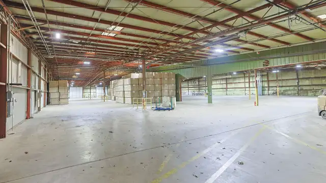 1600 W Mishawaka Rd thumbnail 2