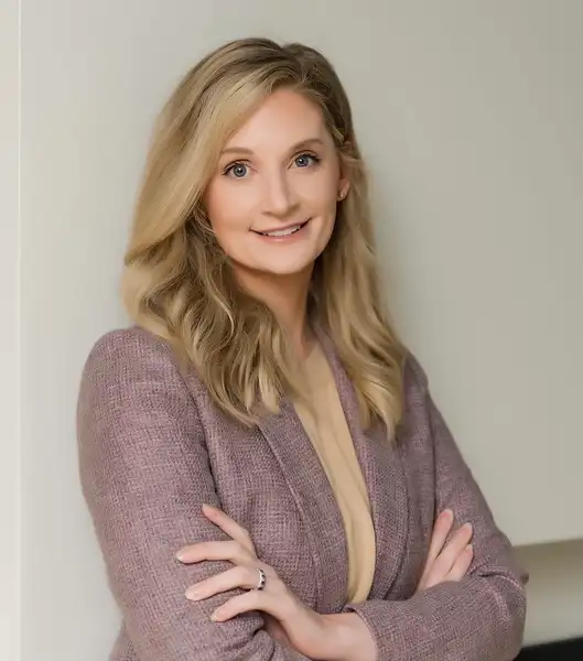 Broker Photo