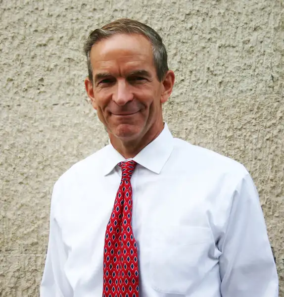 Broker Photo