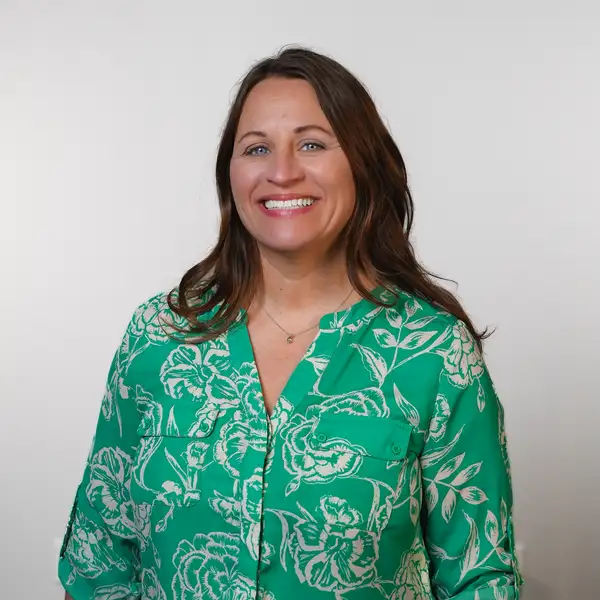 Broker Photo