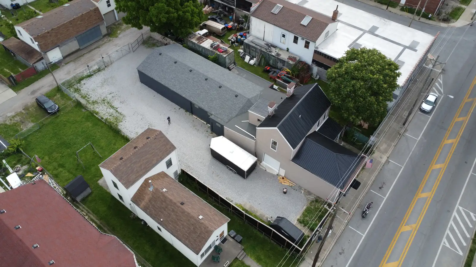 915 Goss Ave, Louisville, KY 40217