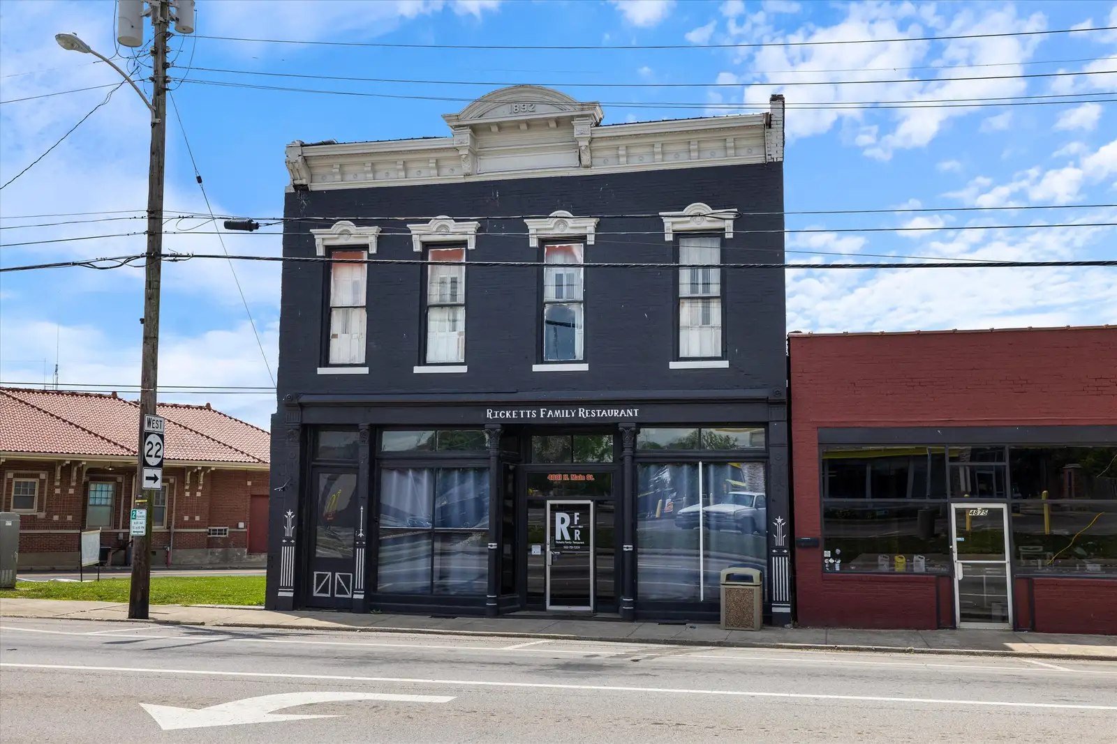 4881 N Main St, Eminence, KY 40019