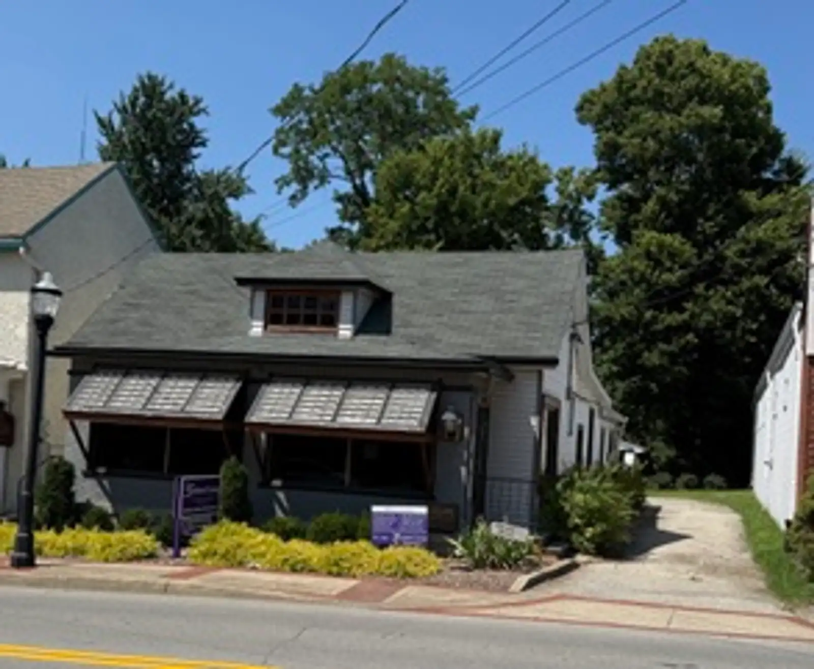 11707 Main St, Middletown, KY 40243