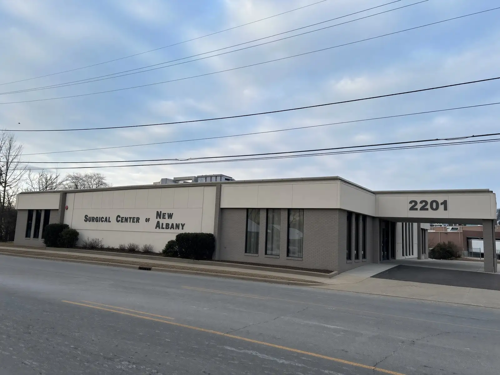 2201 Green Valley Rd, New Albany, IN 47150