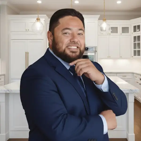 Broker Photo