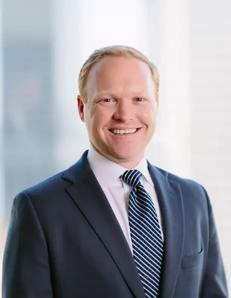 Broker Photo