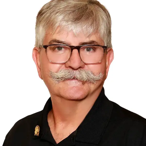 Broker Photo